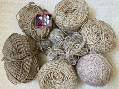 Lot leftovers 100 - leftovers, undyed